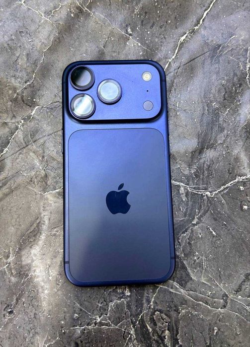 Apple  iPhone 17Pro(есим) 256 ГБ (г Астана, ул Сыганак 54) Л: 11776