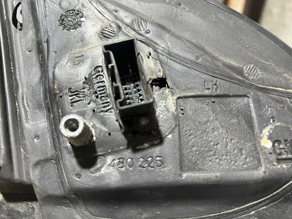 Oglinda stanga electrica Opel Astra H Hatchback 2008