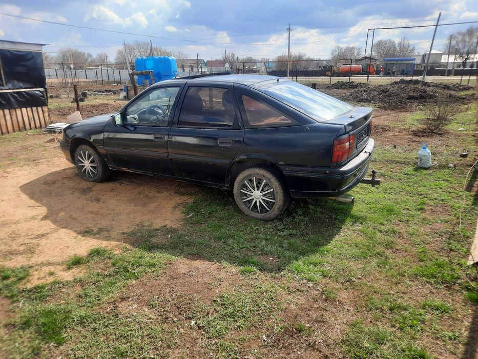 Продам опель вектра 1.6 моно