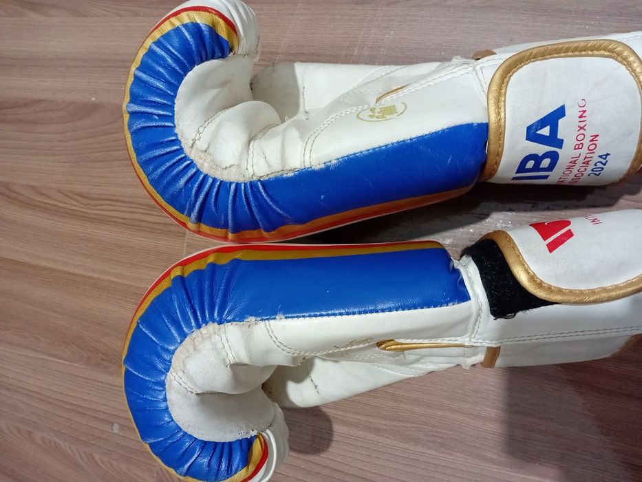 Iba перчатки по бокса