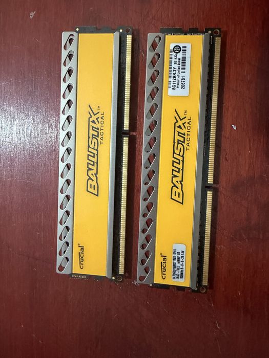 Memori ram ddr3 pentru pc si srevar