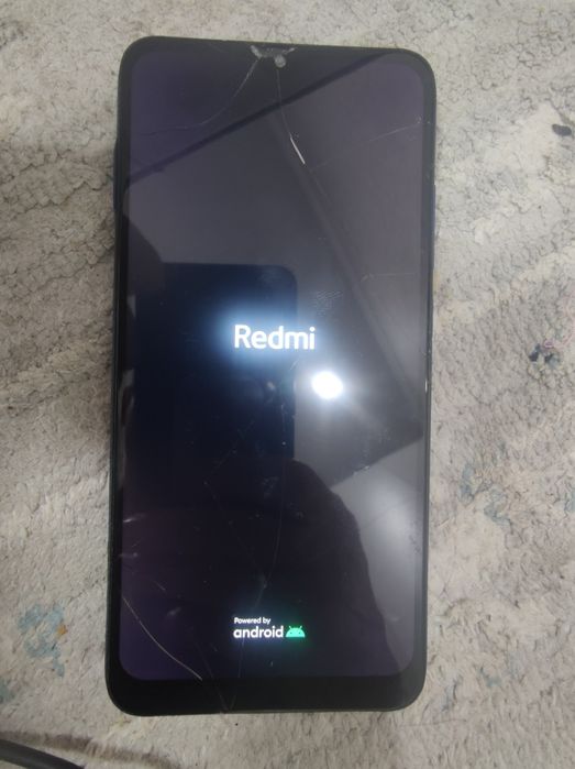 Продам смартфон Redmi 8