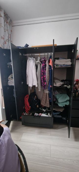 Продам шкаф икеа сирус