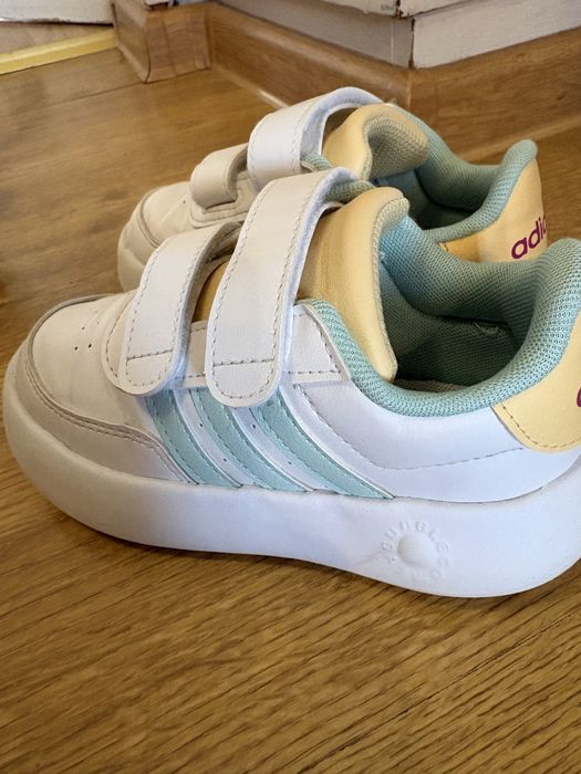 Детски маратонки adidas bubble