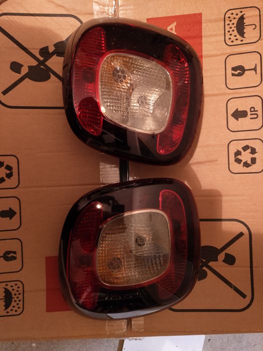 Ляв и десен стоп за Smar ForFour/ForTwo 453