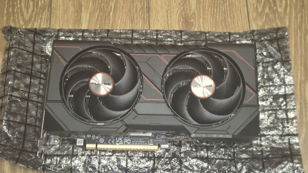 SAPPHIRE PULSE RX9060XT 16GB OC + гаранция