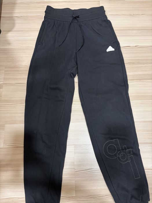 ‼️Дамско оригинално долнище Adidas‼️
