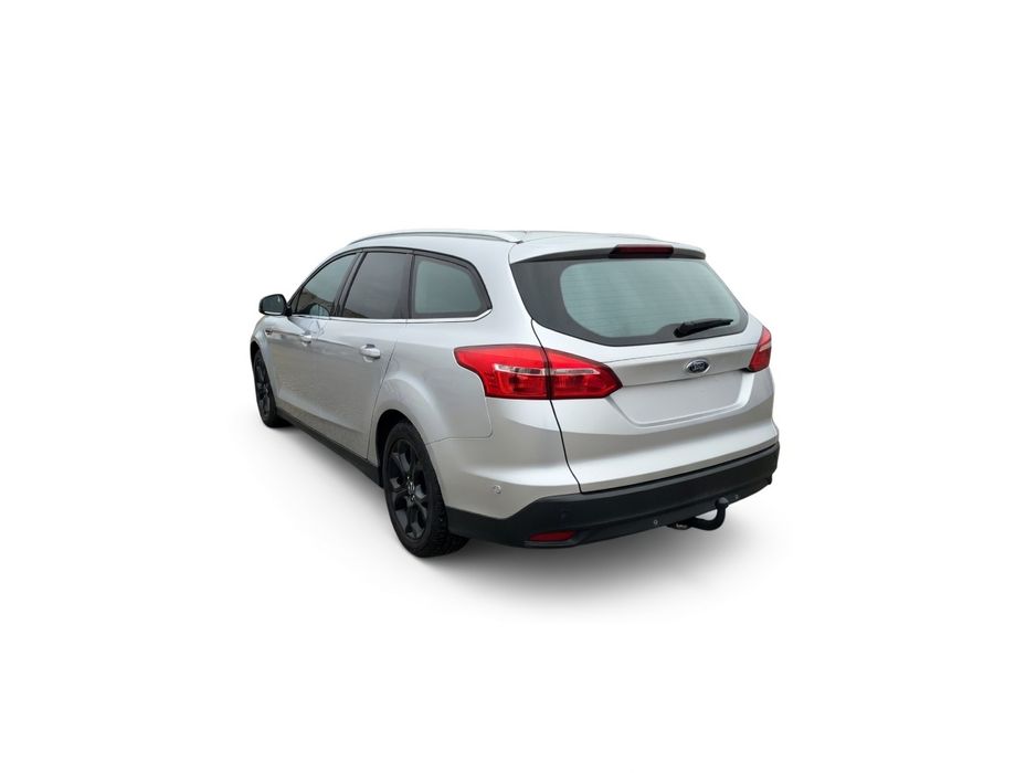 Vând Ford focus 2015,