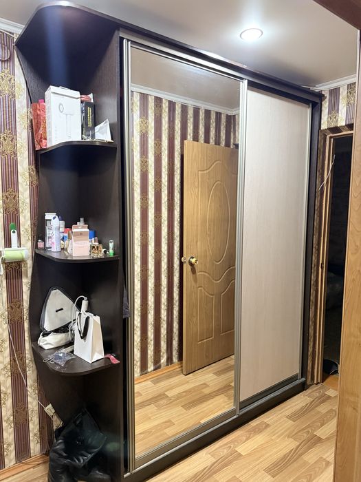 Продам шкаф купе