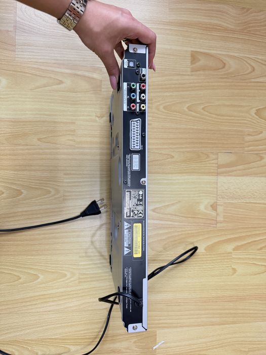 Panasonic NV-SJ530 и LG Karaoke DVD