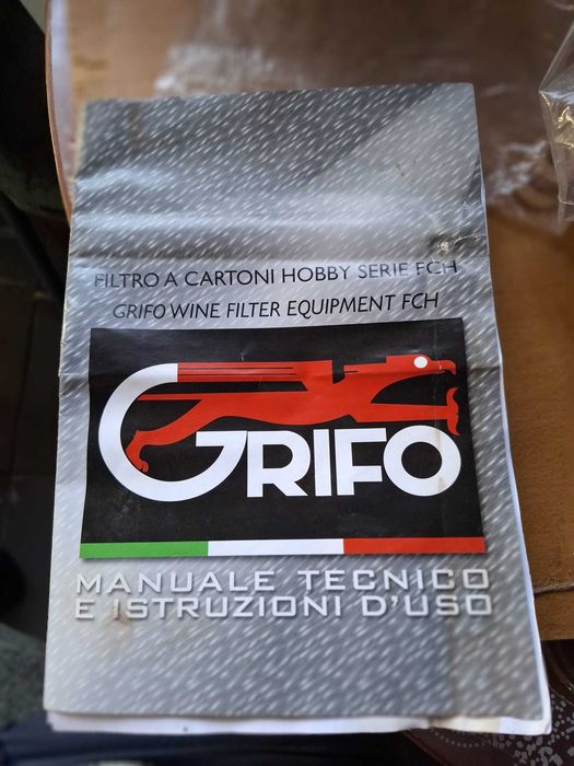 Filtru vin GRIFO cu 10 placi, motor 0.5CP, 20x20 cm