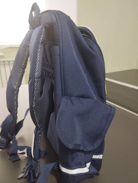 Продам школьный рюкзак