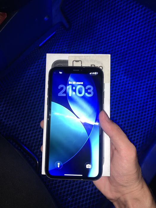 Iphone 11 64 GB 78% karobka dok