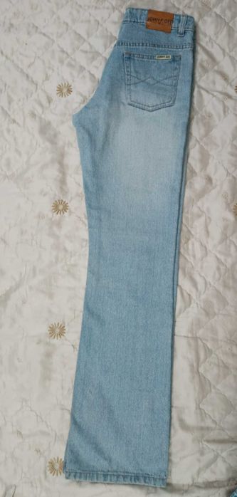 Продам джинсы женские