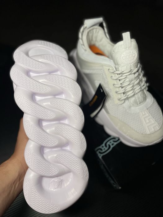 Versace Chain Reaction