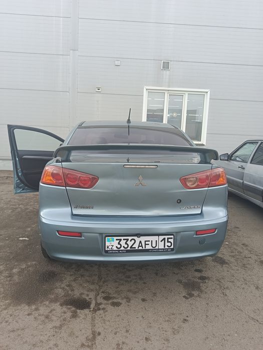 Продам надежный Лансер 10
