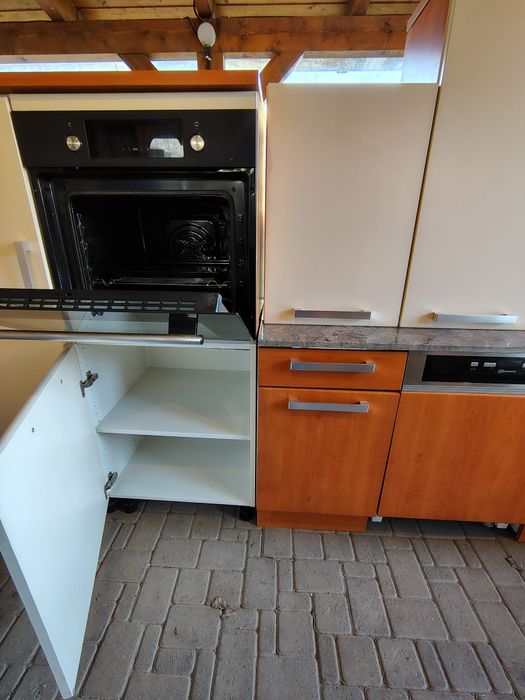 Mobila bucătărie DanKüche cu electrocasnice Neff/Bauknecht