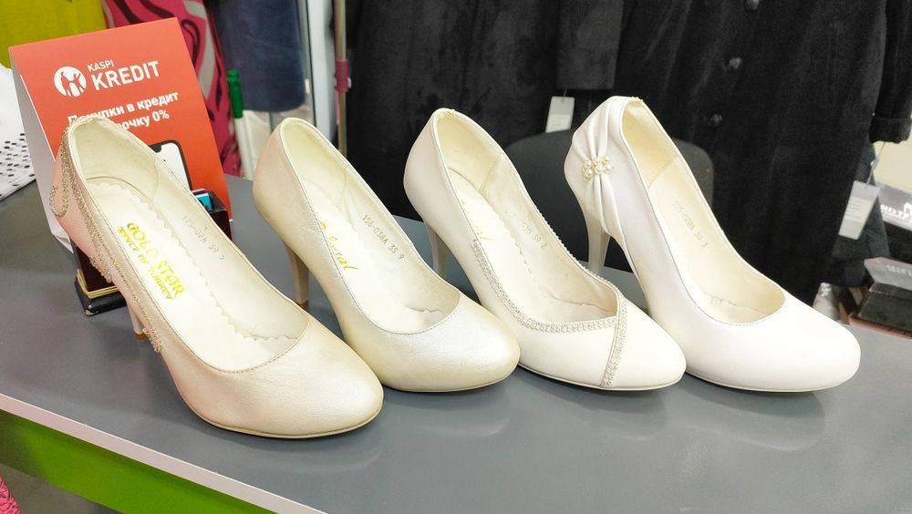 Туфли свадебные.