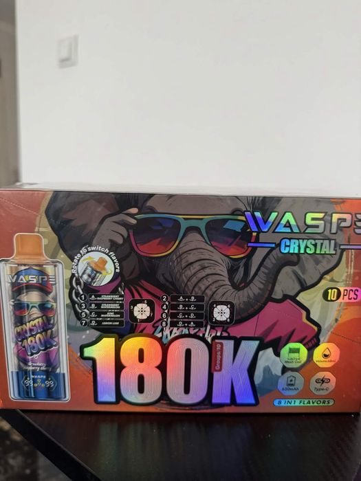 Vape 180,000 8 in 1 waspe reincarcabil
