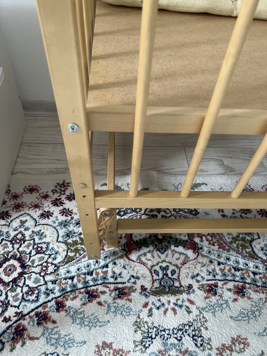 Манеж для малыша из дерево