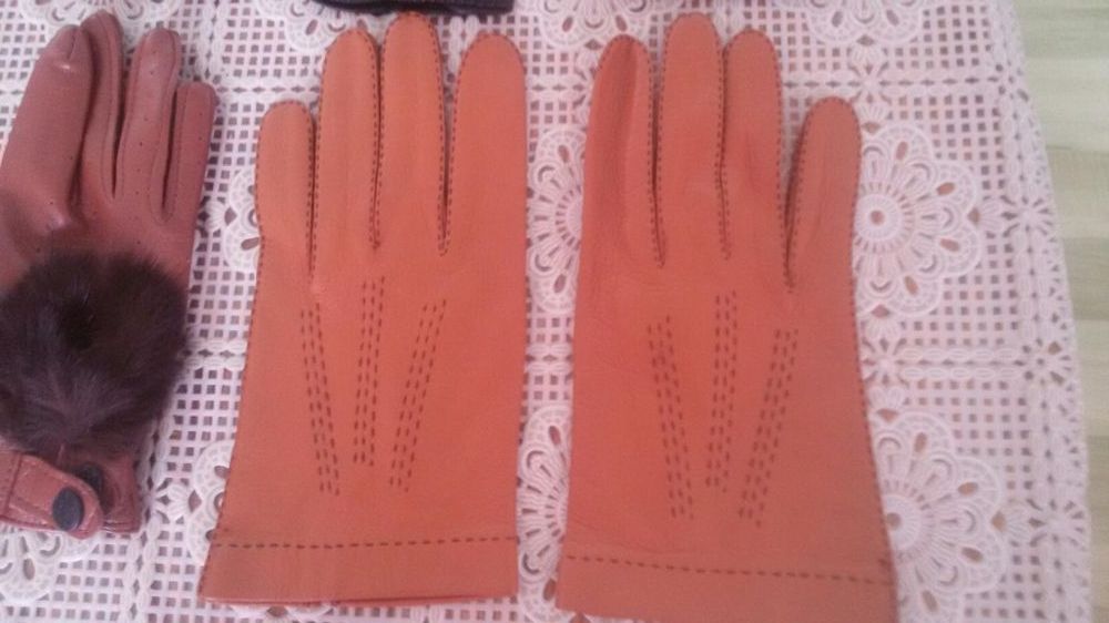 страхотни ръкавици -нови