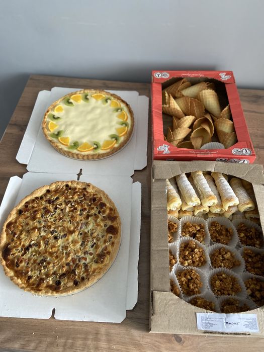 Чайный стол, выпечка на заказ