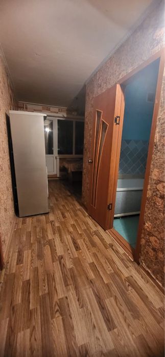 Продам 1 комн гостинку 19 мкрн