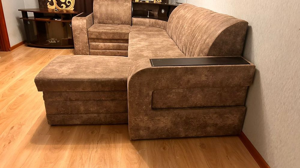 Продаётся Диван..