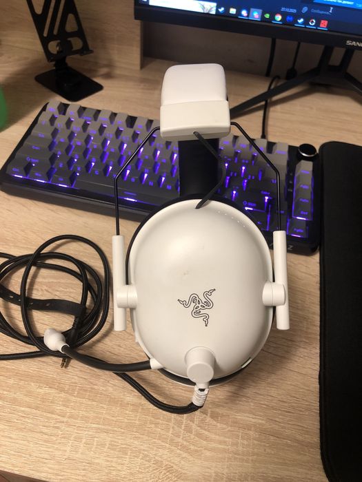 Наушники рейзер