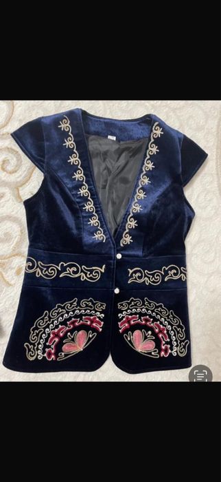 Национальные костюмы