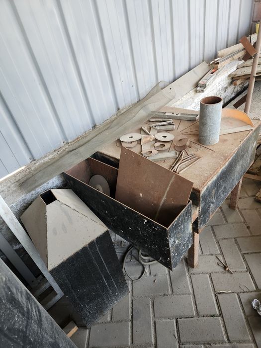 Бетономешалка 1 куб с формами