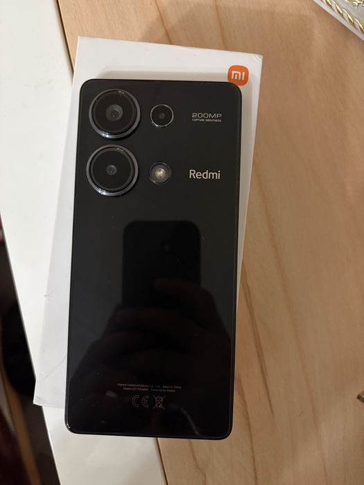 Продам Xiaomi Redmi note 13 pro 4G 256gb