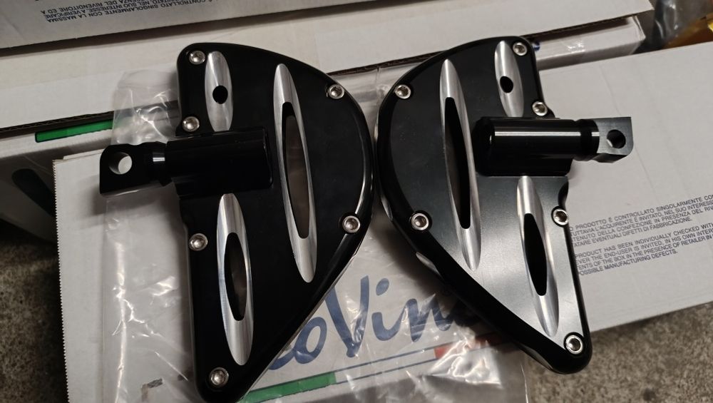 Suport (footboard)moto Arlen Ness