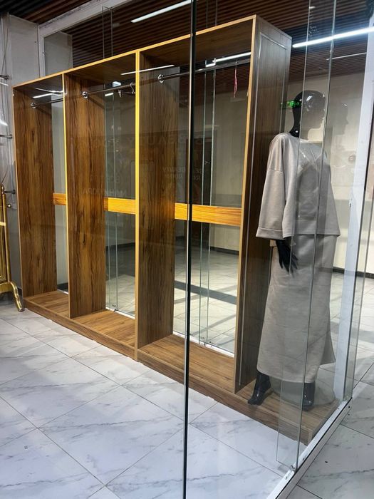 Мебель для одежды и магазина