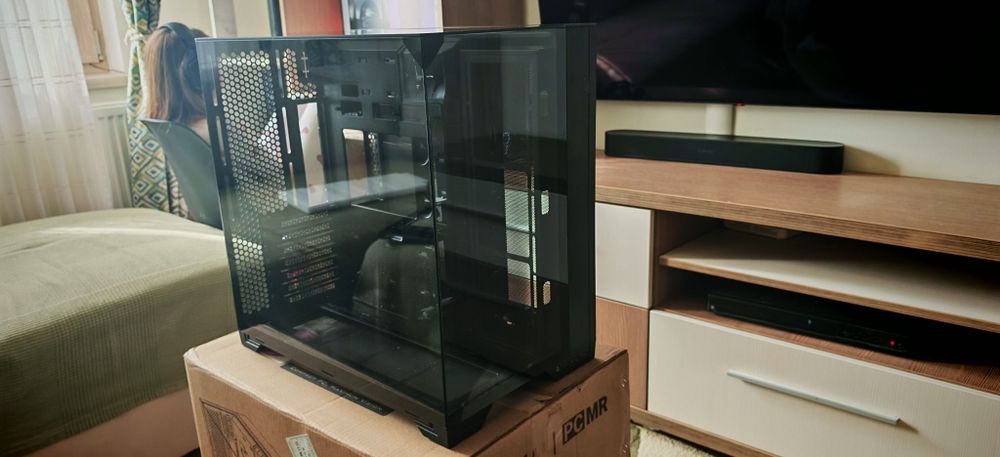 Carcasă PC Lian Li O11 Vision Compact – stare impecabilă