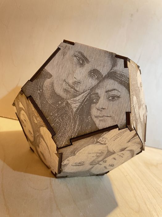 ЗД албум с 12 снимки, Ваши или на футболен отбор/играч