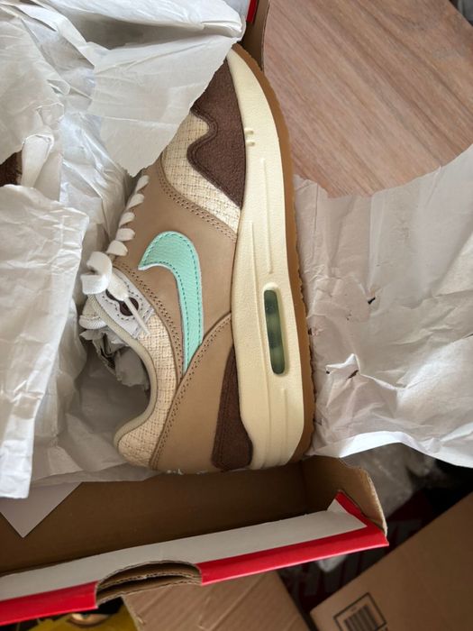 Продам новые Nike Air Max