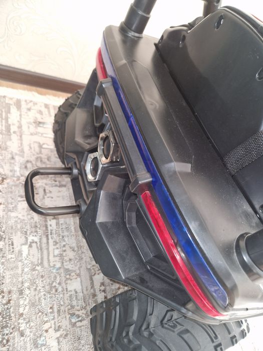 Детская машинка для мальчика