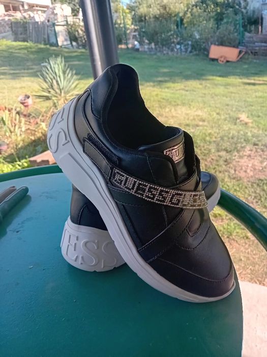 Guess 100% оригинални
