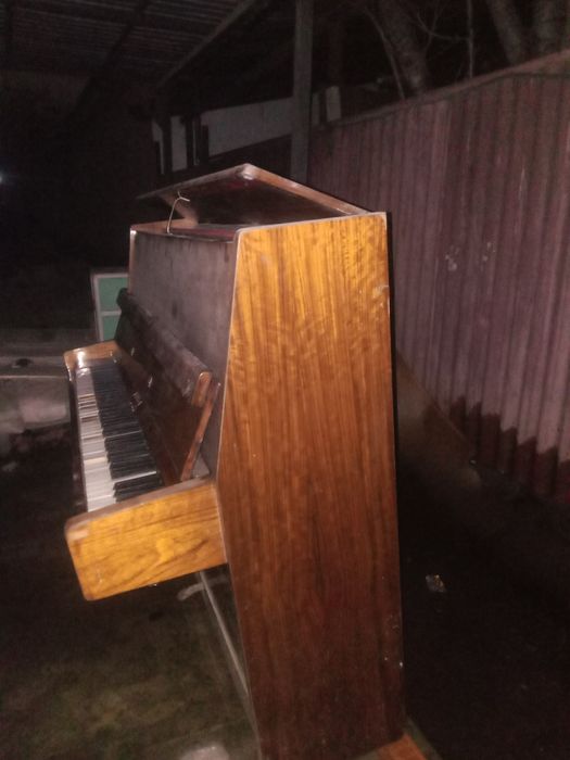 Пианино rich срочно германски