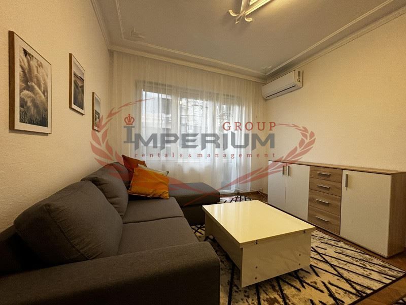 Дава се под наем Двустаен апартамент в Варна, Център - 65 кв.м за 459 € - Снимка #1