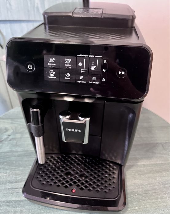 Espressor automat Philips Seria 1200 EP1223/00 Negru Stare impecabila