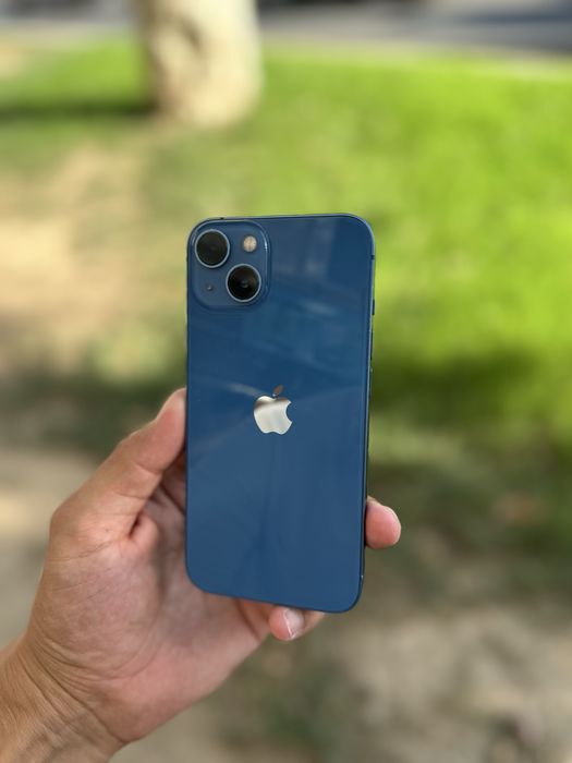 Продам телефон iPhone 13