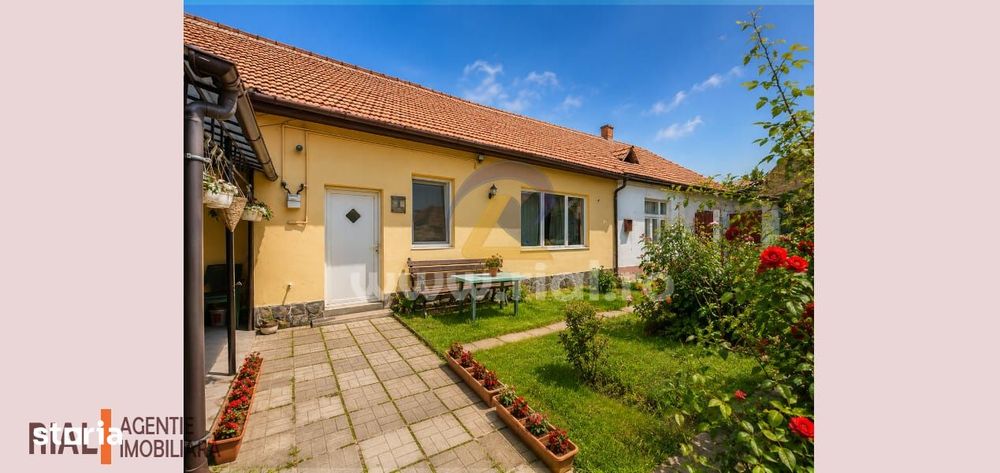 Apartament la casă | Zonă Centrala | Curte comună — fotografia 1