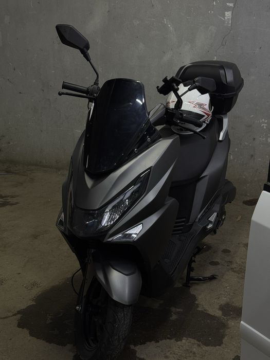 Скутер каска в подарок