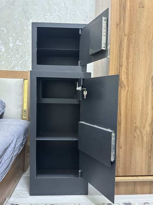 Сейф сотиладииии