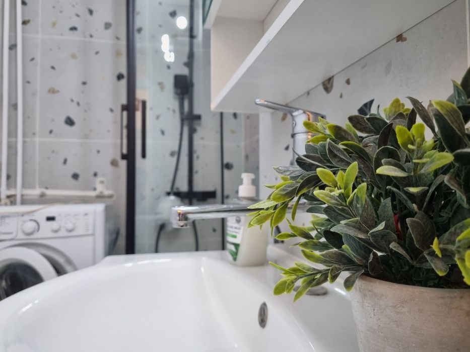 Garsoniera renovata de inchiriat -  zona Sebastian