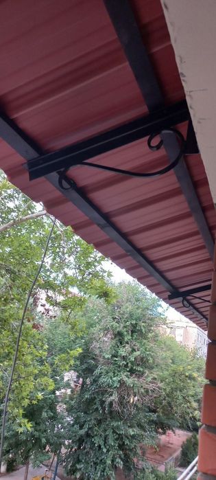 Установка козырьков над окнами быстро и качественно