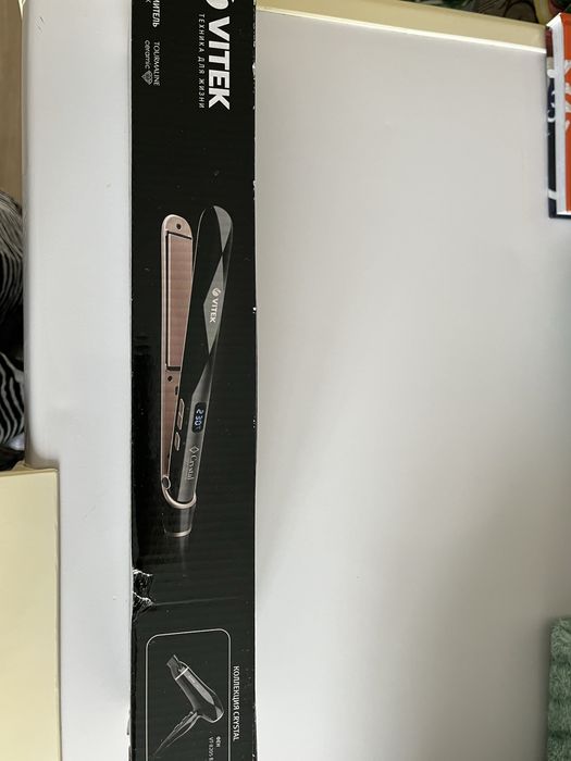 Продам новую плойку-Vitek.