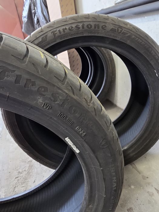 2 бр. летни Firestone Firehawk 255/40/19, 100Y